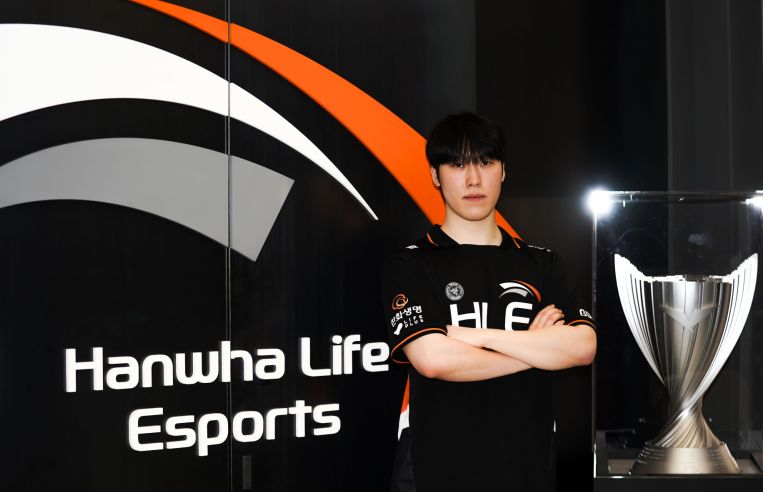 关于DWG前途光明！，Faker新星出色发挥表现突出比赛高潮迭起的信息-爱游戏